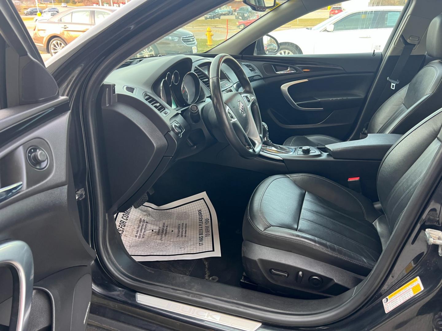2011 Carbon Black Metalli Buick Regal CXL - 6XL (W04GU5GC6B1) with an 2.4L L4 DOHC 16V engine, 6-Speed Automatic transmission, located at 1633 W Kimberly, Davenport, IA, 52806, (563) 323-5341, 41.559456, -90.598732 - Photo#6